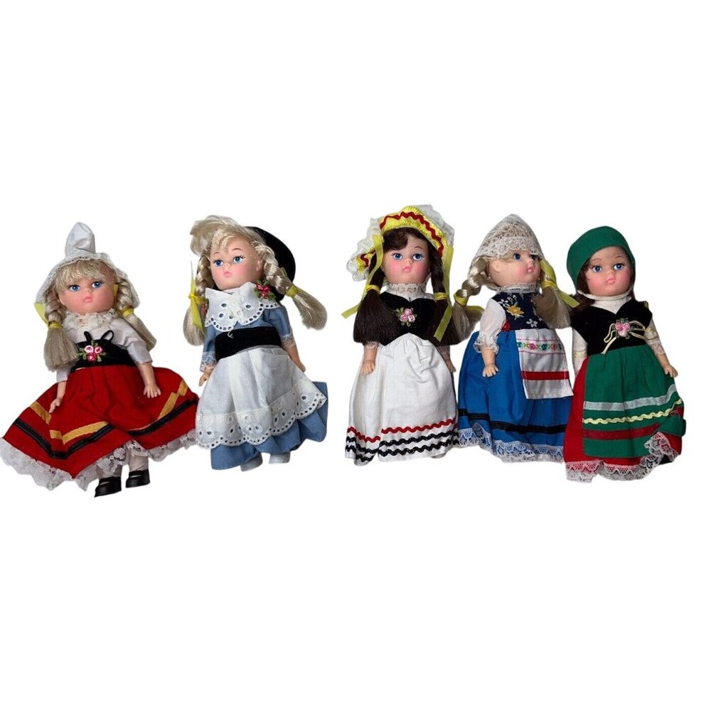 Dolls Around the World Native Costumes France Italy Poland Germany Holland Gifts